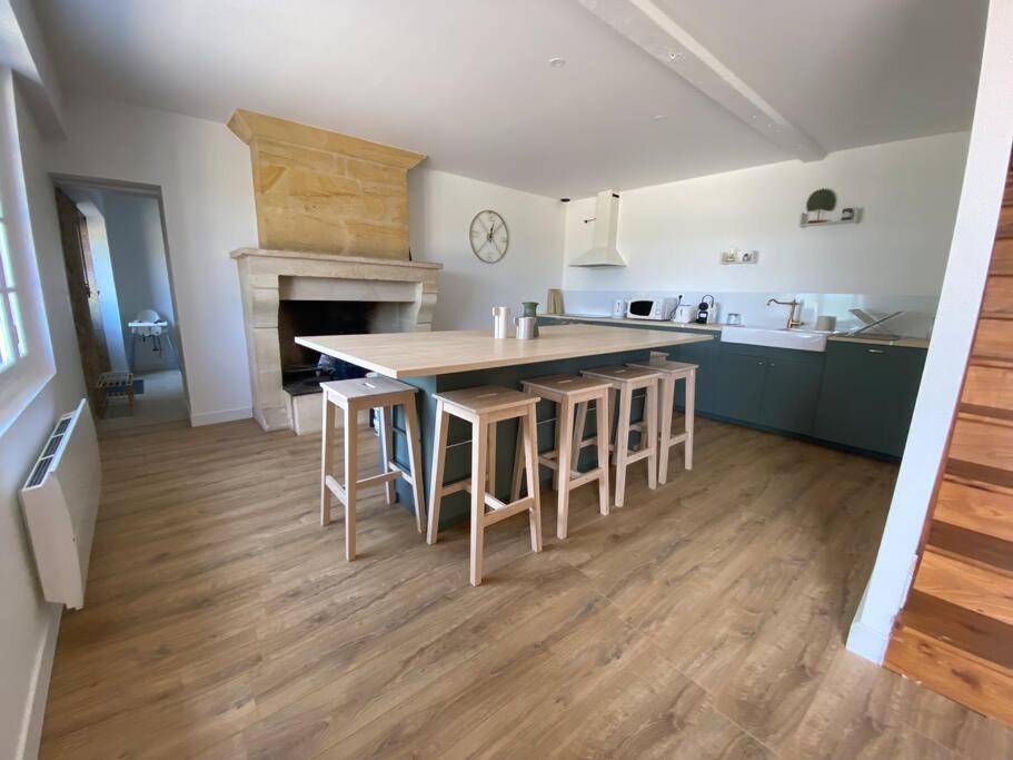 Chai Nous ! Maison Renovee Sur Un Domaine Viticole Proche De Saint Emilion ガルドガン＝エ＝トゥルティラック エクステリア 写真